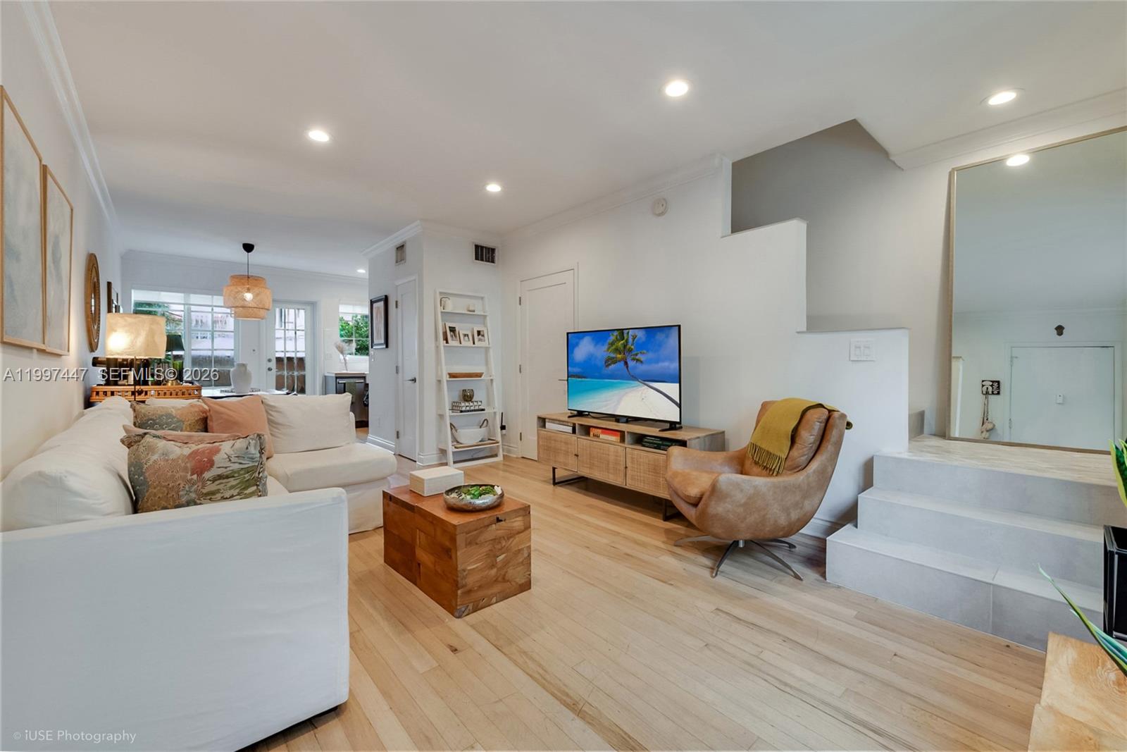 21 Madeira Ave #12 Coral Gables, FL 33134