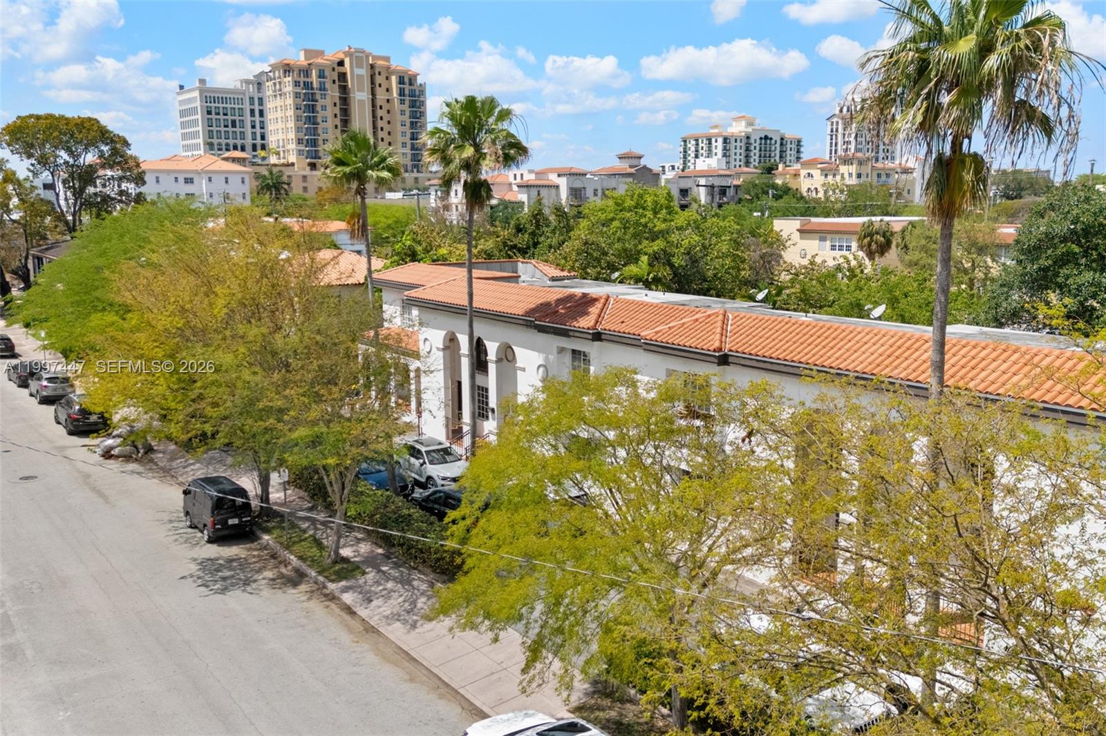 21 Madeira Ave #12 Coral Gables, FL 33134