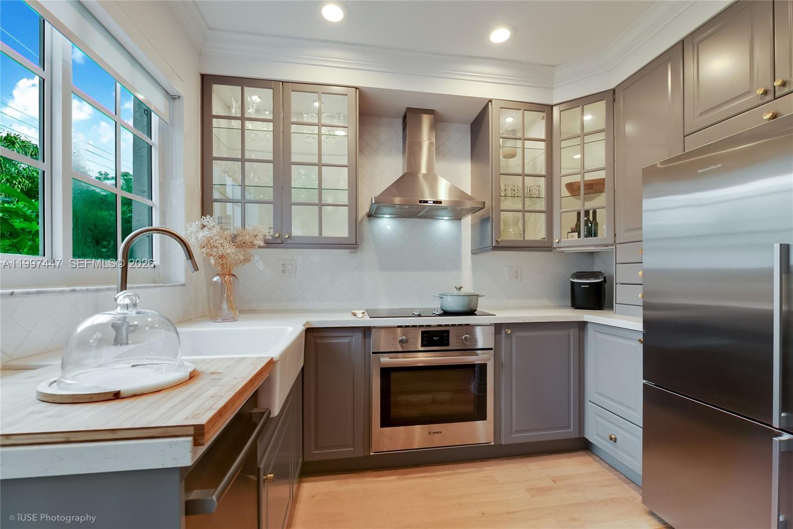 21 Madeira Ave #12 Coral Gables, FL 33134