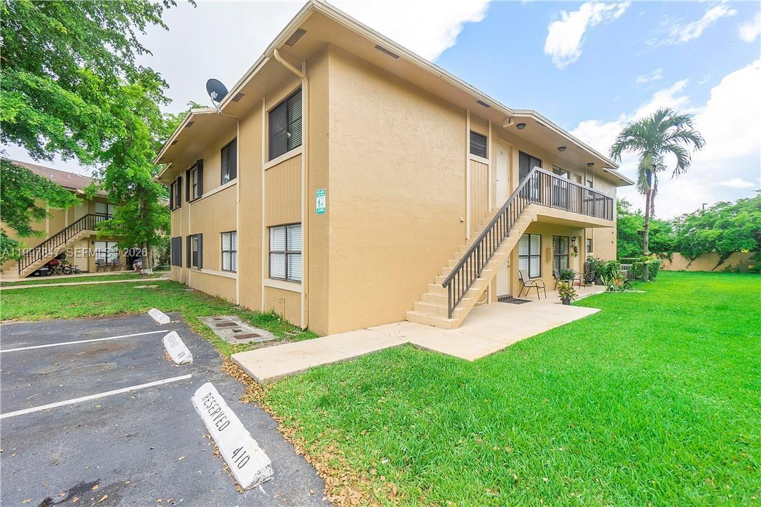 6690 W 26th Ct #23-16 Hialeah, FL 33016