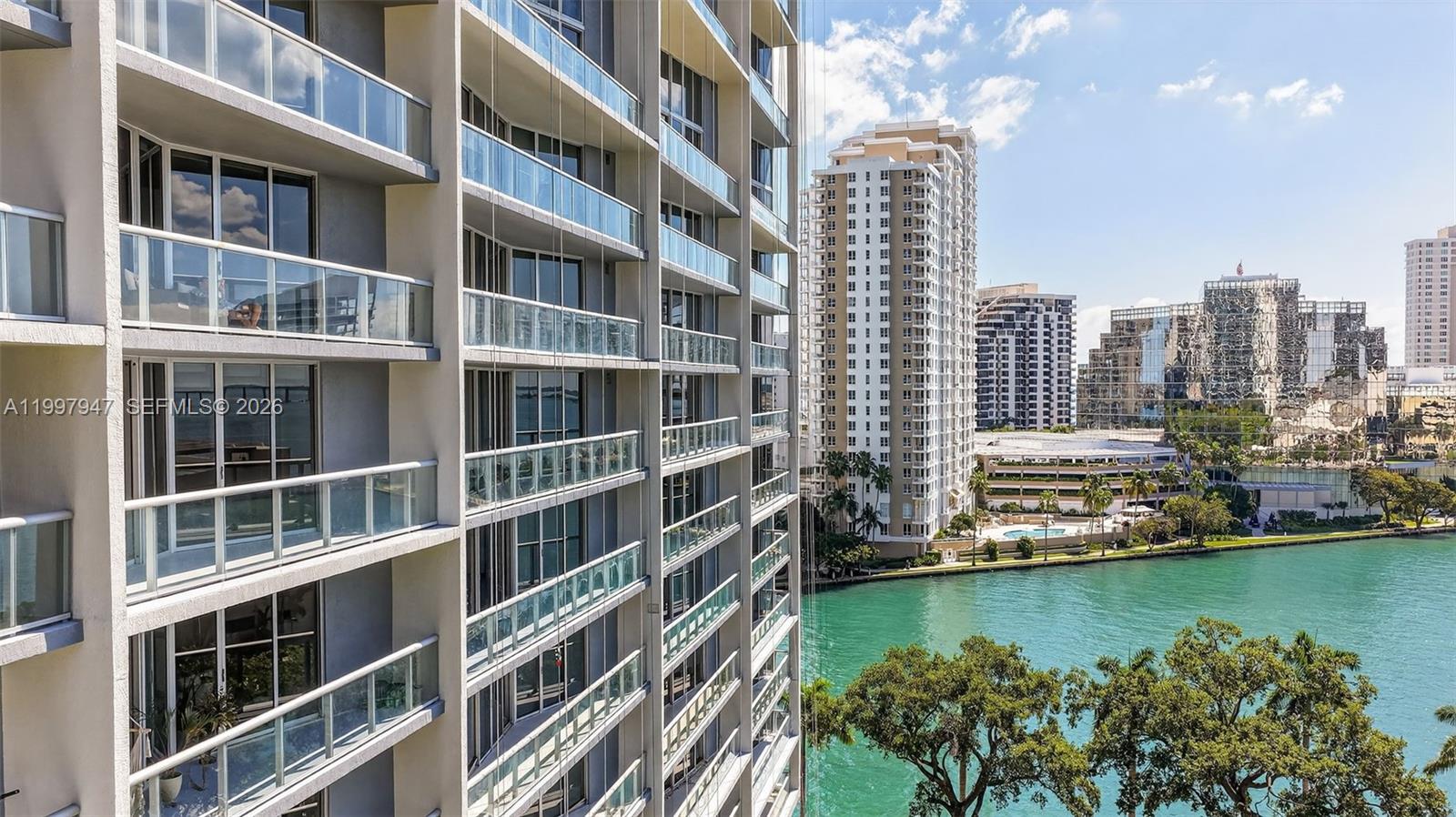 image Icon Brickell II14