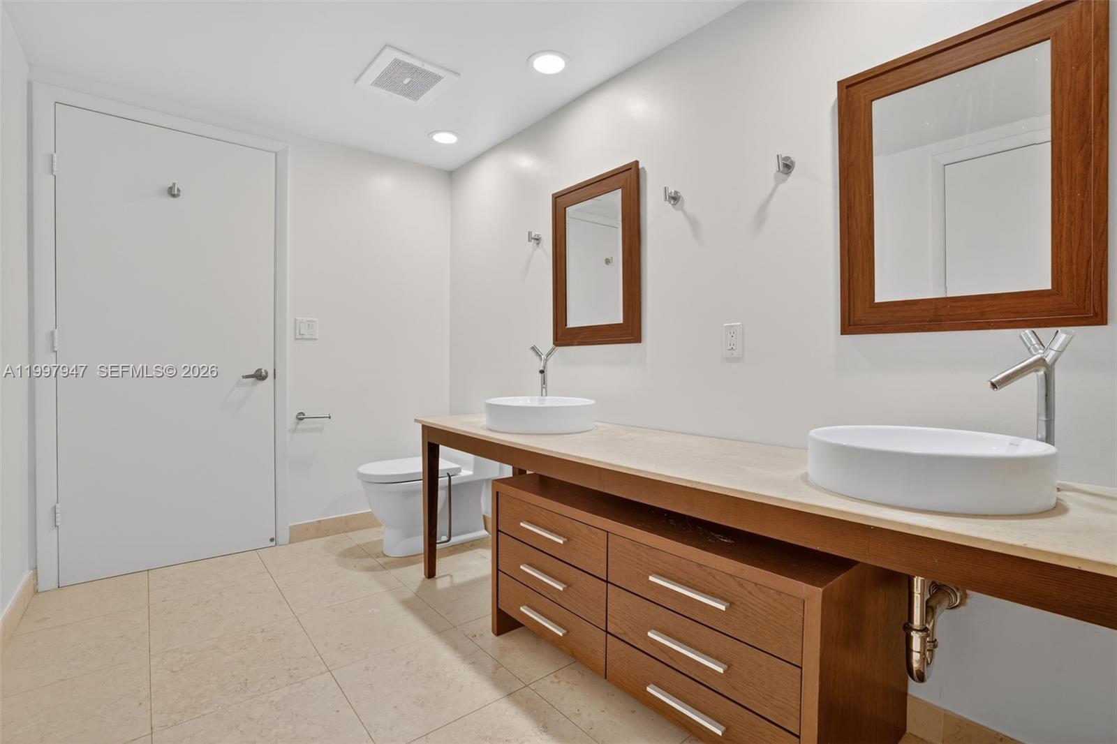 image Icon Brickell II7