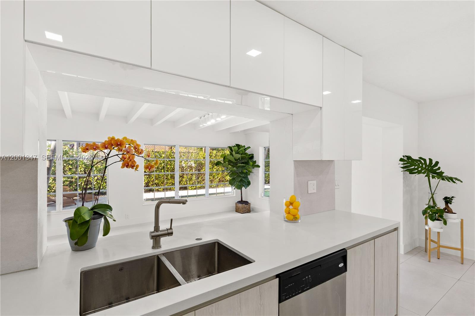 6605 SW 61st St South Miami, FL 33143