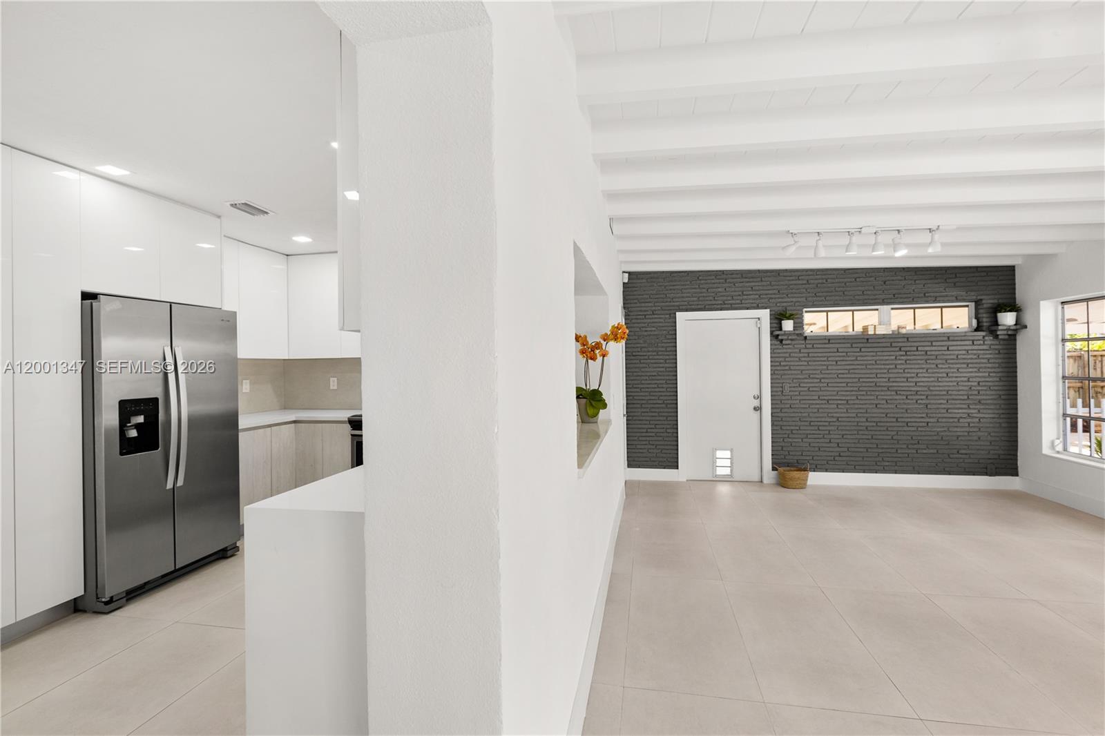 6605 SW 61st St South Miami, FL 33143