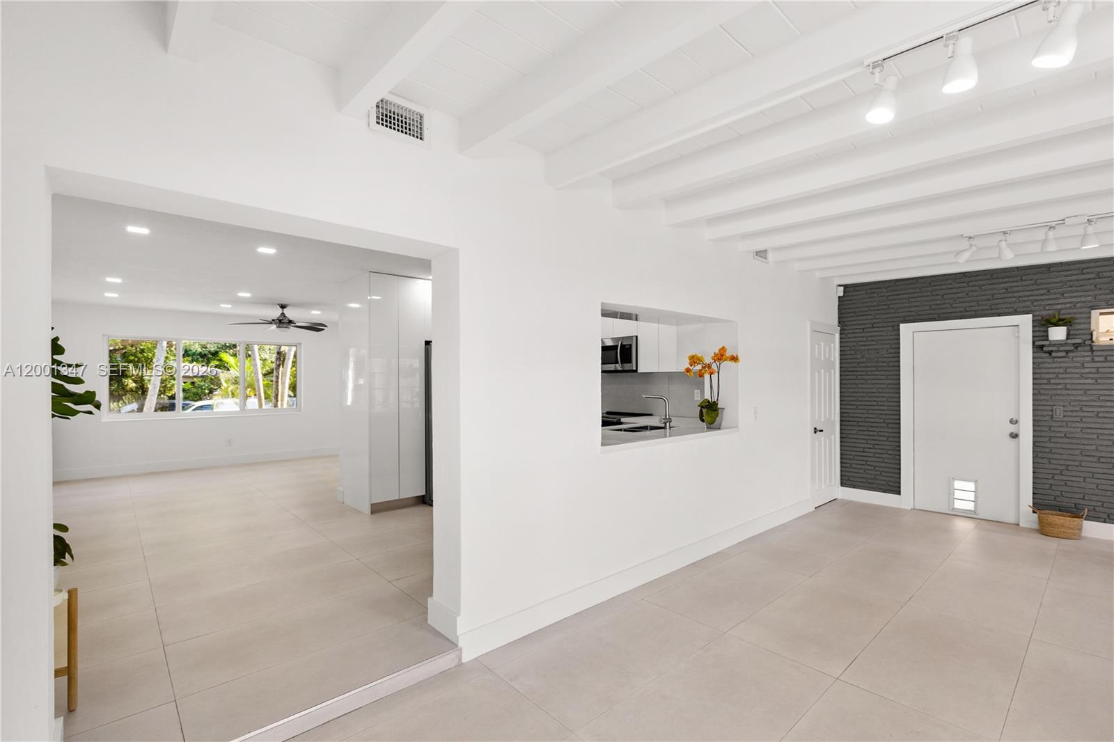 6605 SW 61st St South Miami, FL 33143