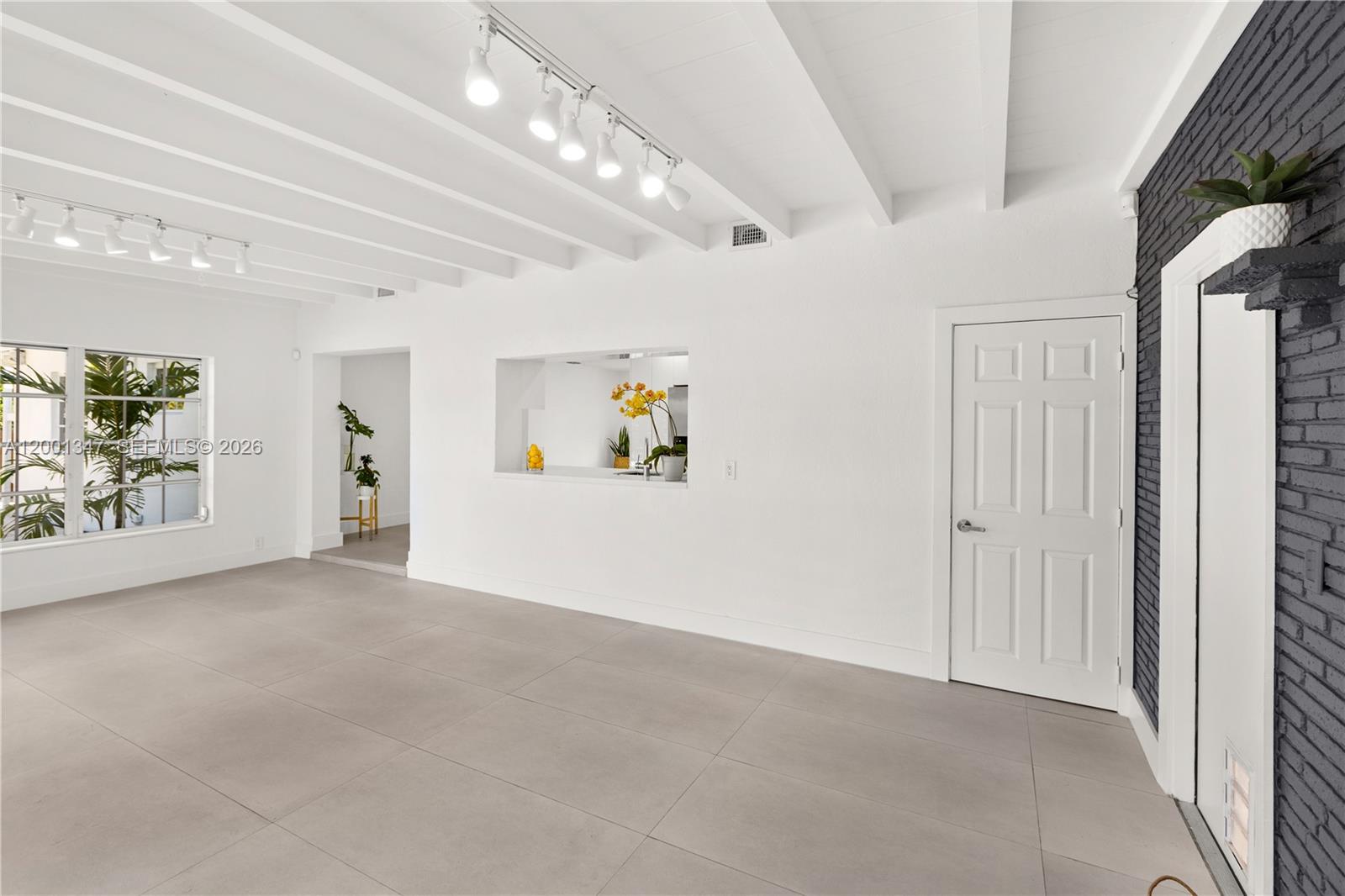 6605 SW 61st St South Miami, FL 33143