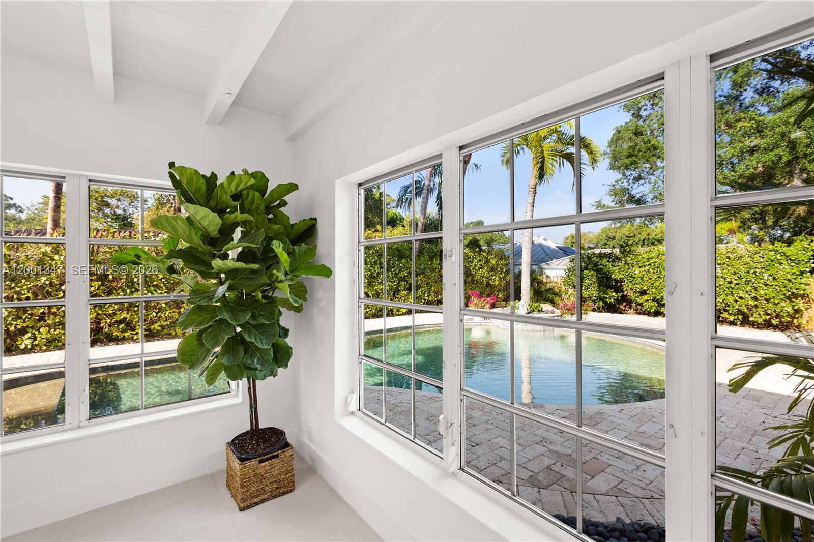 6605 SW 61st St South Miami, FL 33143