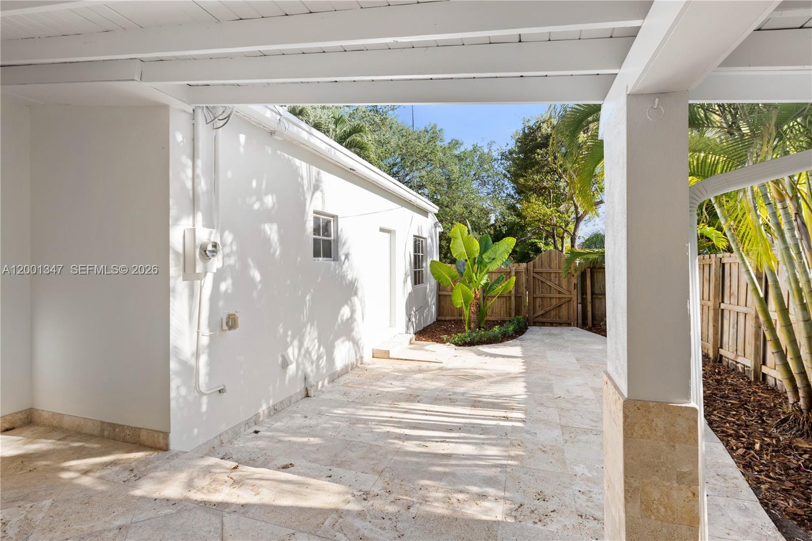 6605 SW 61st St South Miami, FL 33143