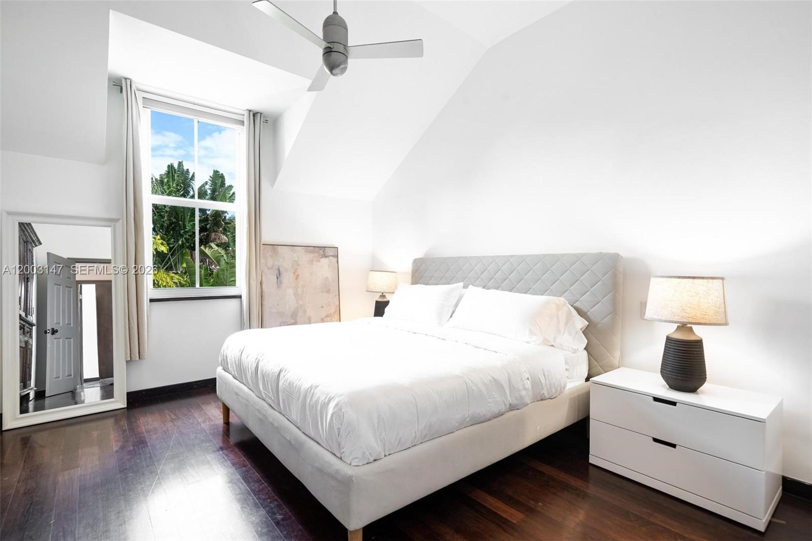 3021 Virginia St #11 Miami, FL 33133