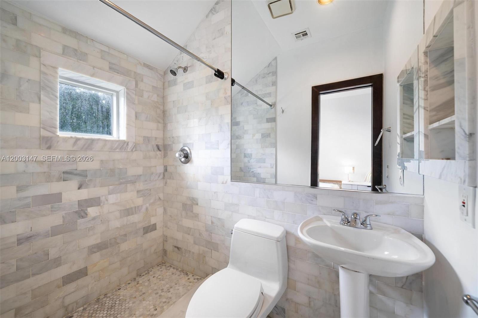 3021 Virginia St #11 Miami, FL 33133