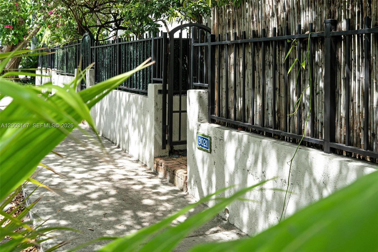 3021 Virginia St #11 Miami, FL 33133