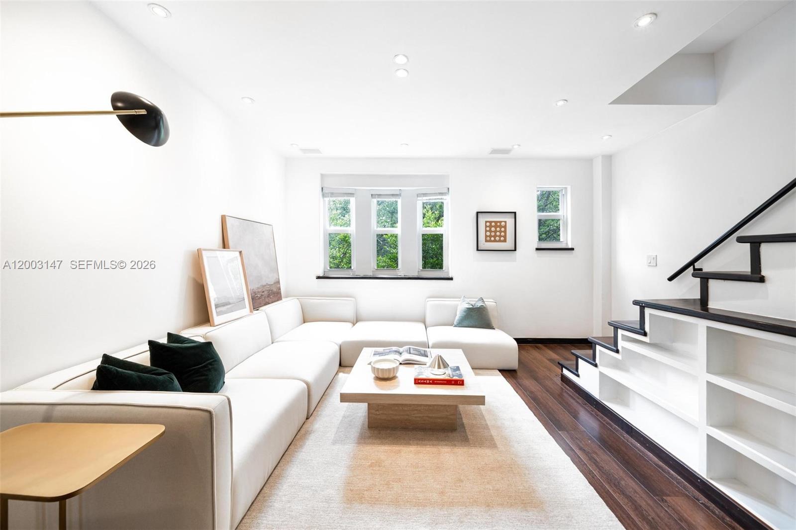 3021 Virginia St #11 Miami, FL 33133