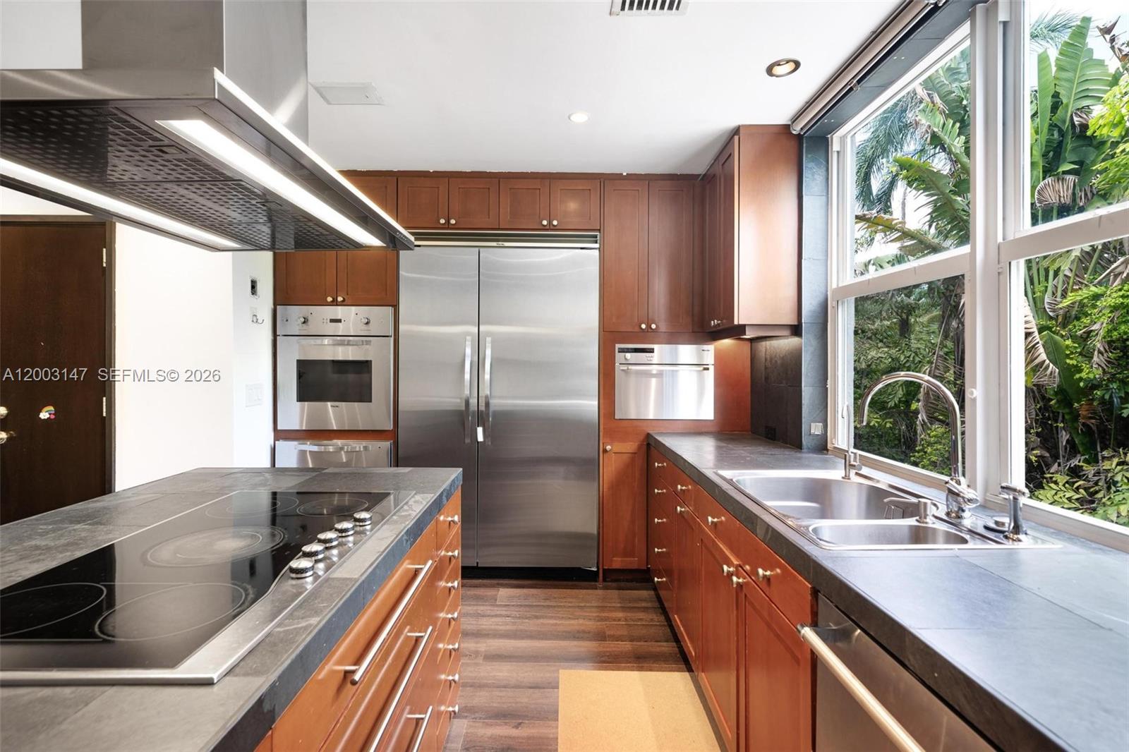 3021 Virginia St #11 Miami, FL 33133