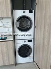 77 SE 5th St #312 Miami, FL 33131