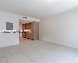 77 SE 5th St #312 Miami, FL 33131