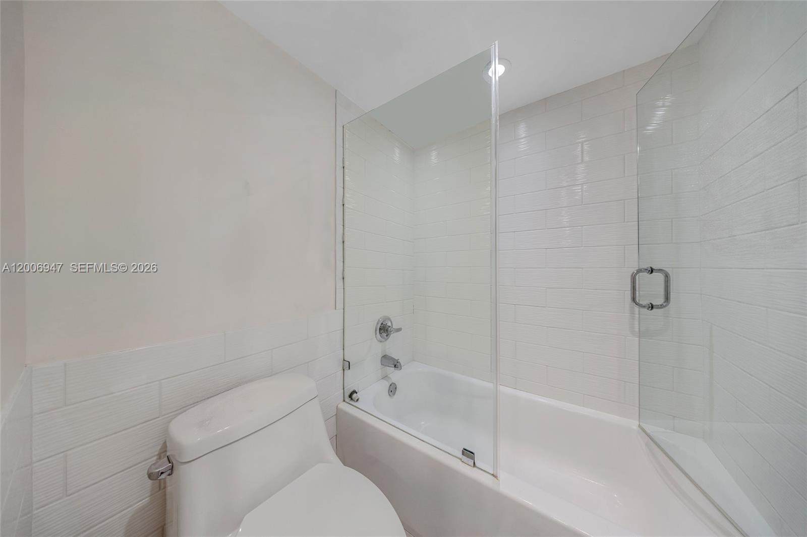 image Arlen House East19
