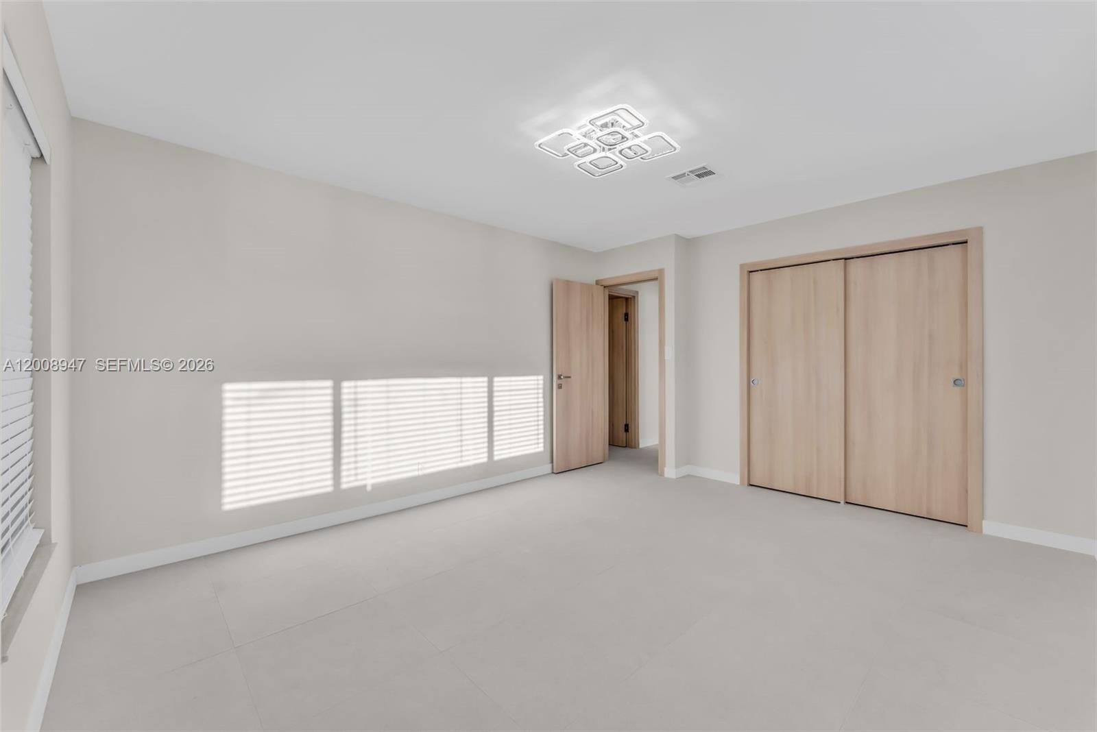 5419 NE 22nd Ave Fort Lauderdale, FL 33308