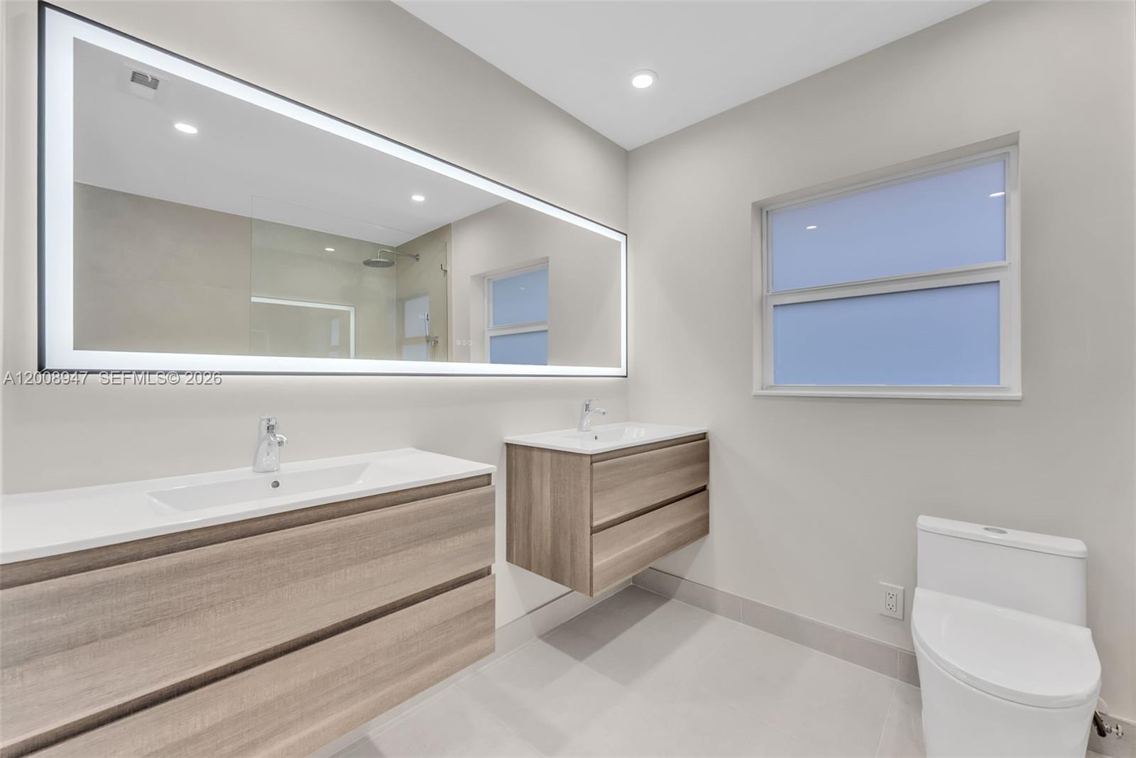 5419 NE 22nd Ave Fort Lauderdale, FL 33308