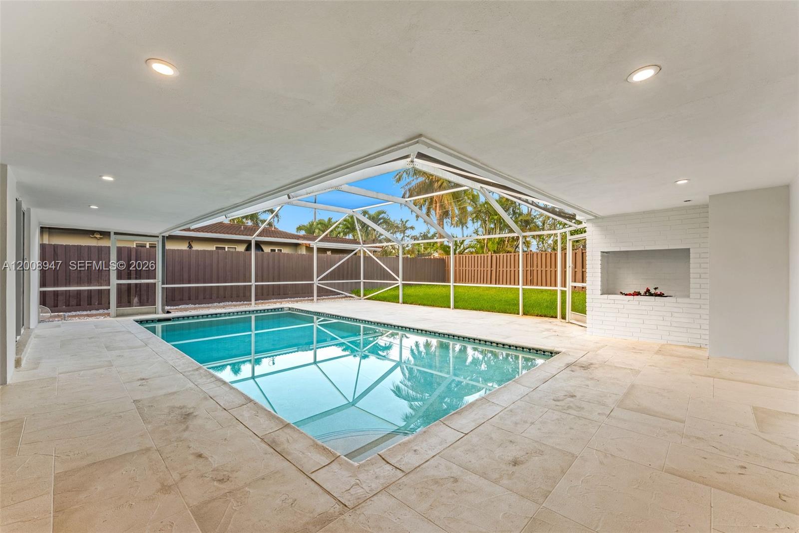 5419 NE 22nd Ave Fort Lauderdale, FL 33308
