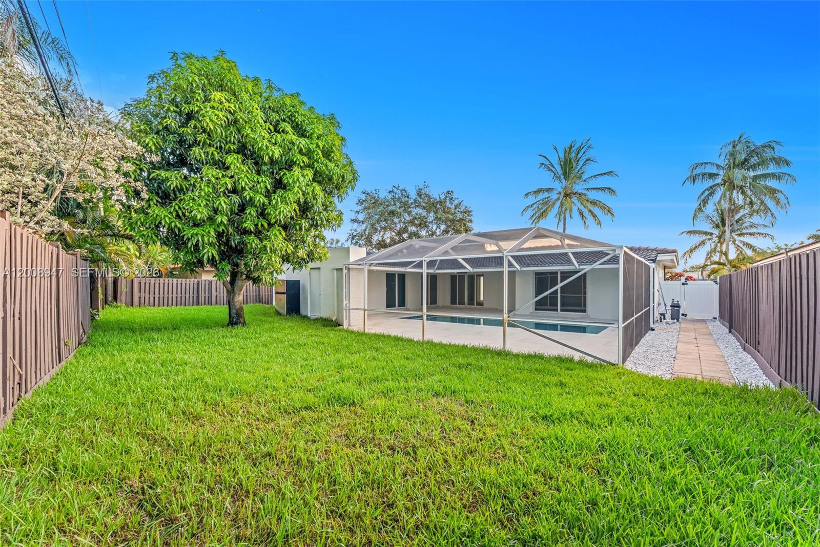 5419 NE 22nd Ave Fort Lauderdale, FL 33308