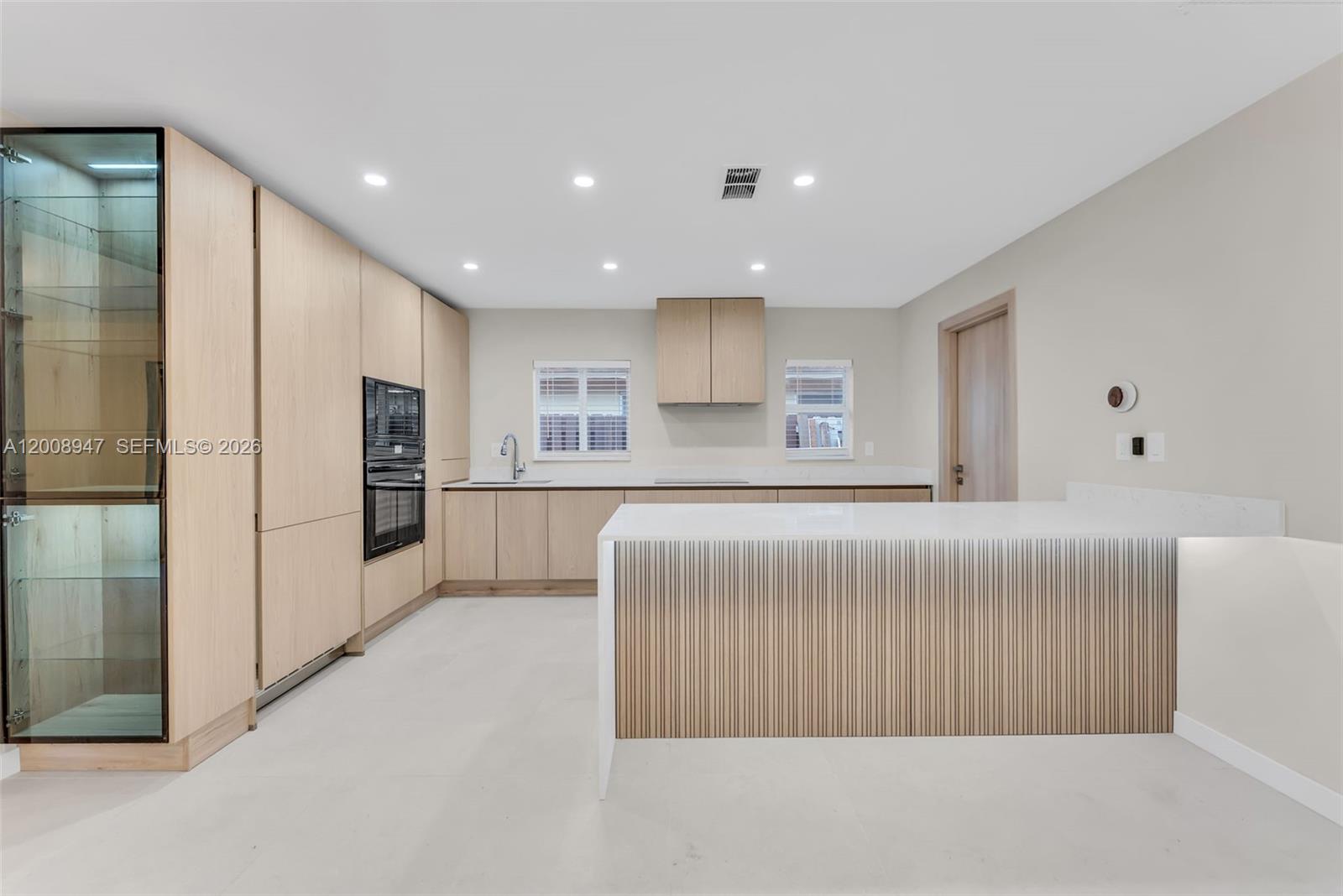 5419 NE 22nd Ave Fort Lauderdale, FL 33308