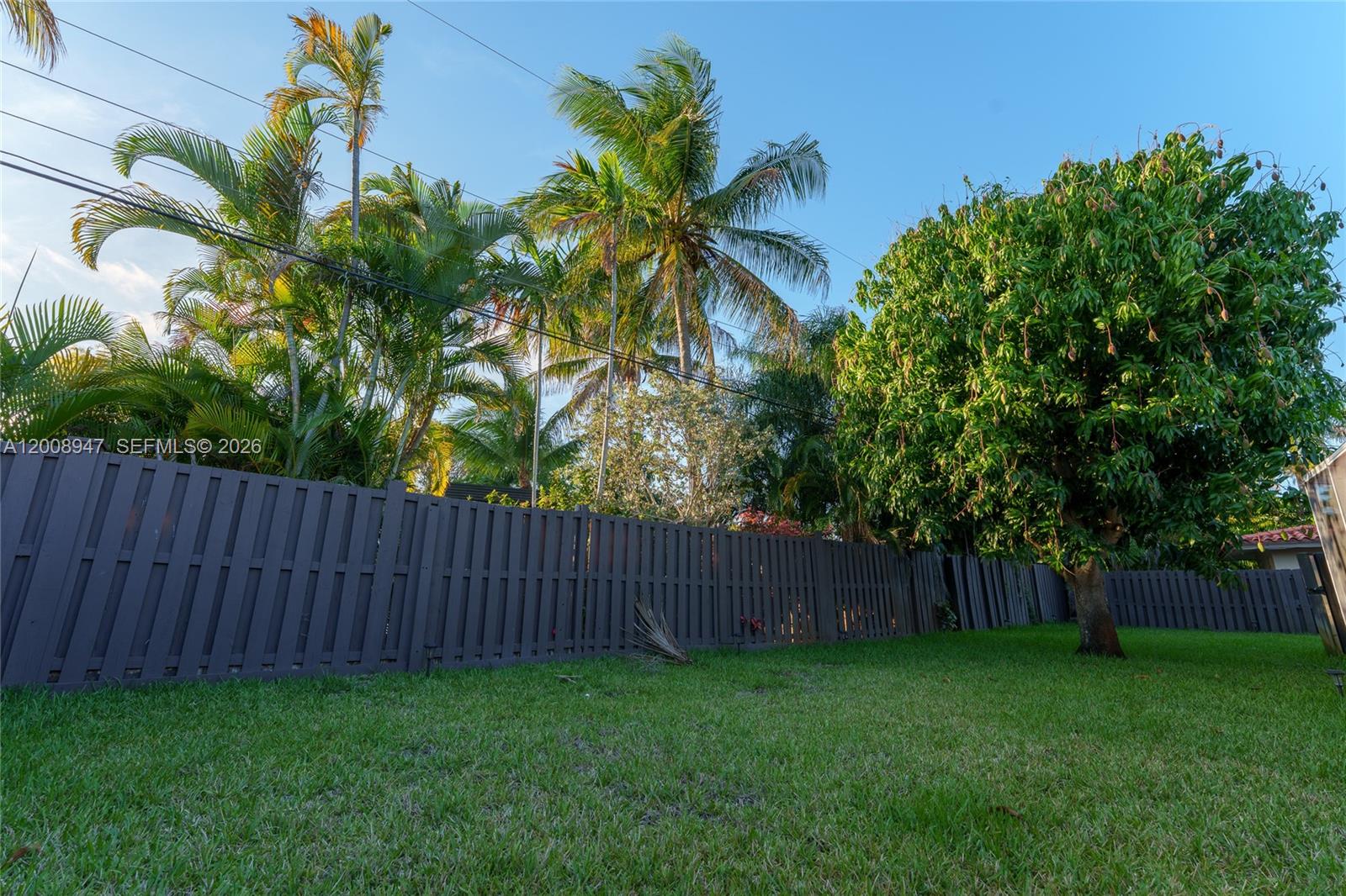 5419 NE 22nd Ave Fort Lauderdale, FL 33308