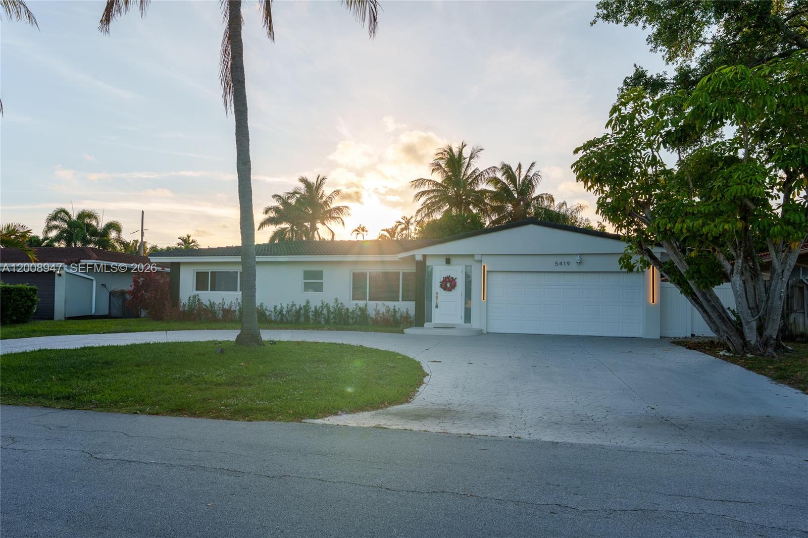 5419 NE 22nd Ave Fort Lauderdale, FL 33308