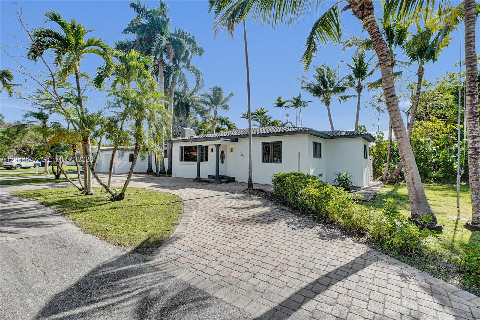 707 N 13rd Ave