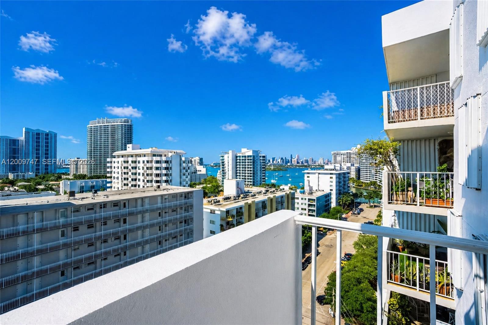1331 Lincoln Rd #1304