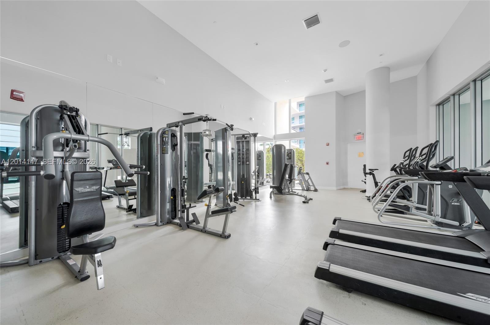 6620 Indian Crk Dr #613 Miami Beach, FL 33141