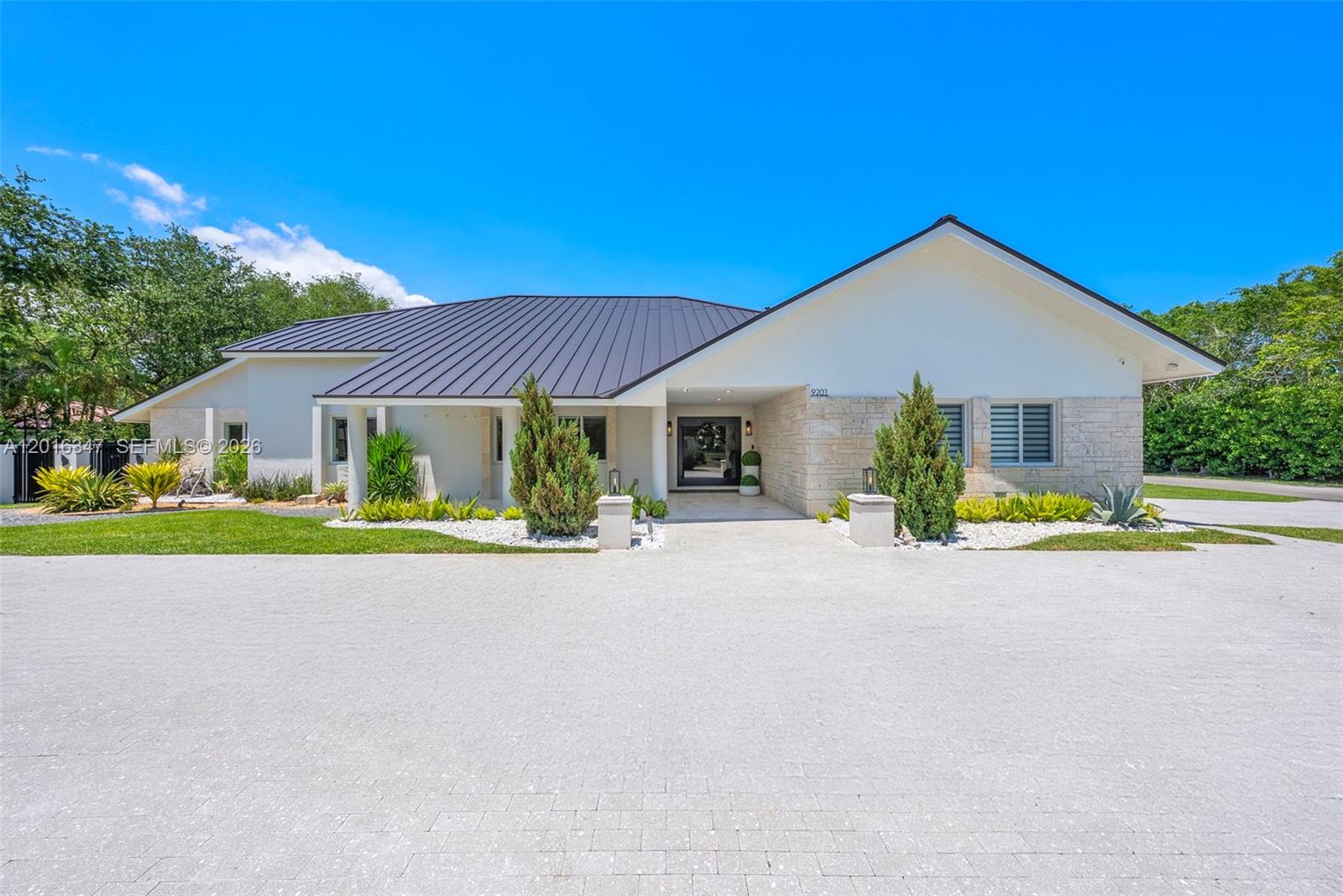 9201 SW 102nd St Miami, FL 33176