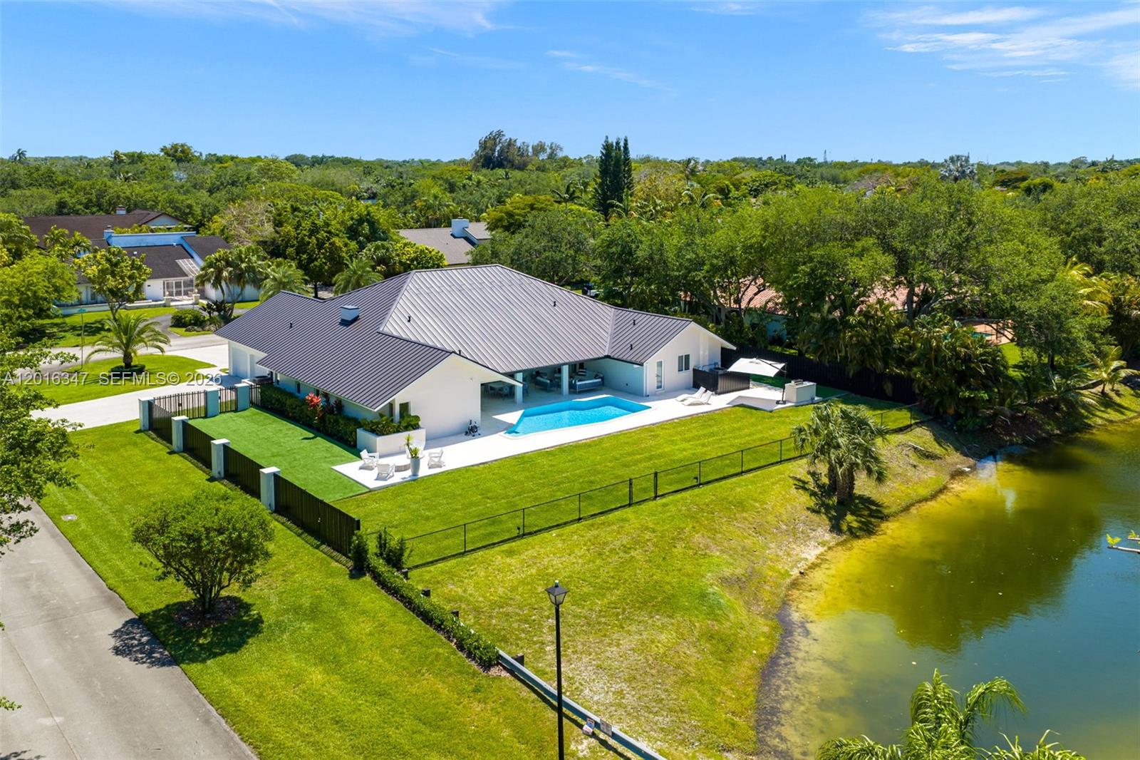 9201 SW 102nd St Miami, FL 33176