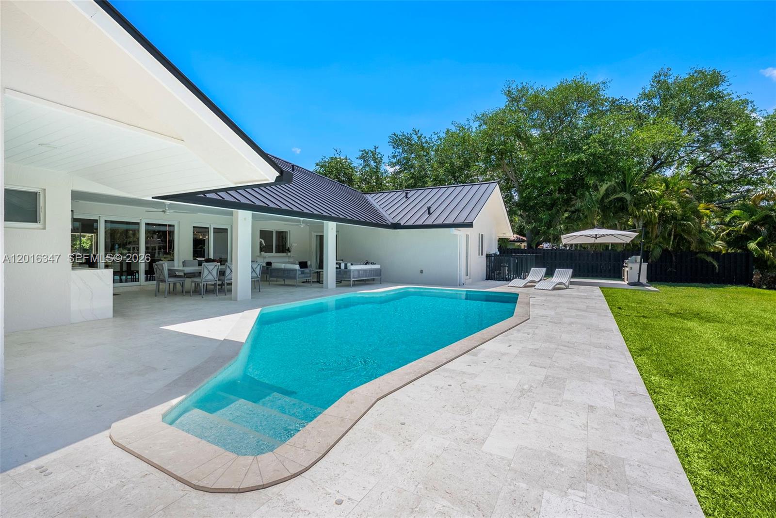 9201 SW 102nd St Miami, FL 33176