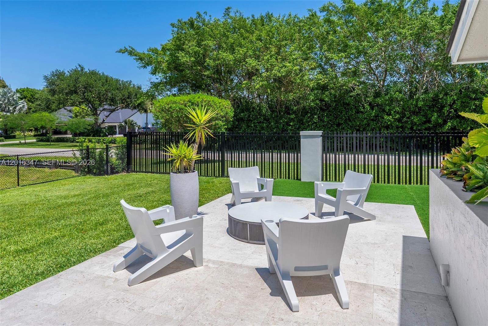 9201 SW 102nd St Miami, FL 33176