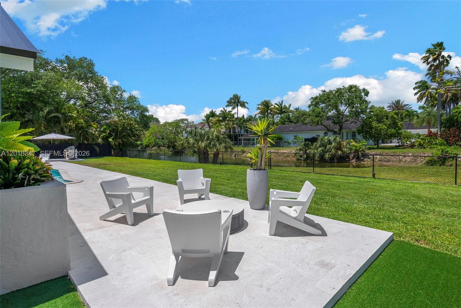 9201 SW 102nd St Miami, FL 33176