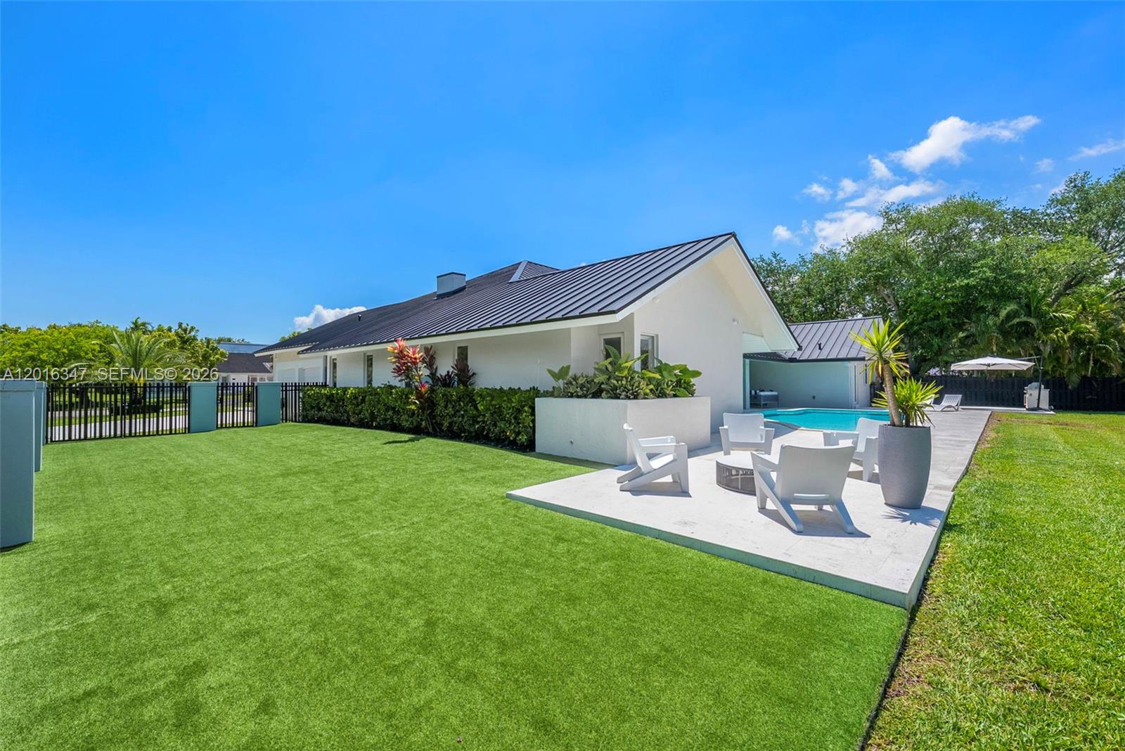 9201 SW 102nd St Miami, FL 33176