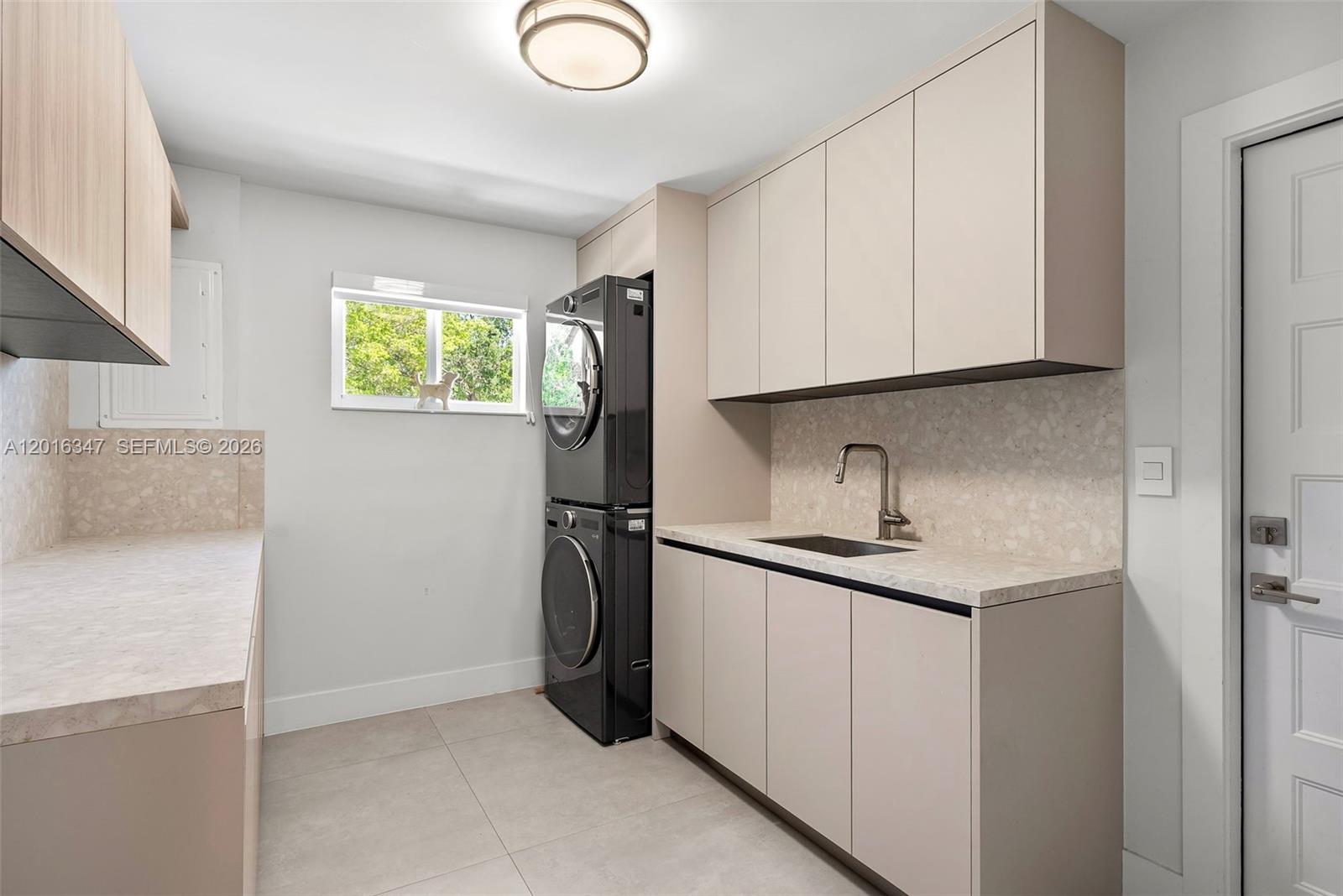 9201 SW 102nd St Miami, FL 33176