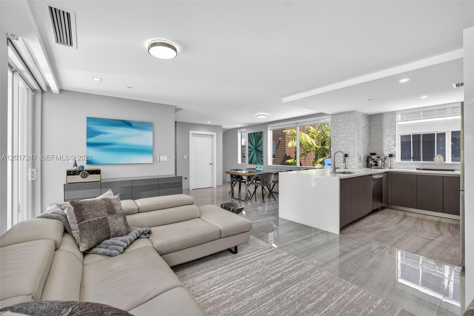 700 NE 14th Ave #311 Fort Lauderdale, FL 33304
