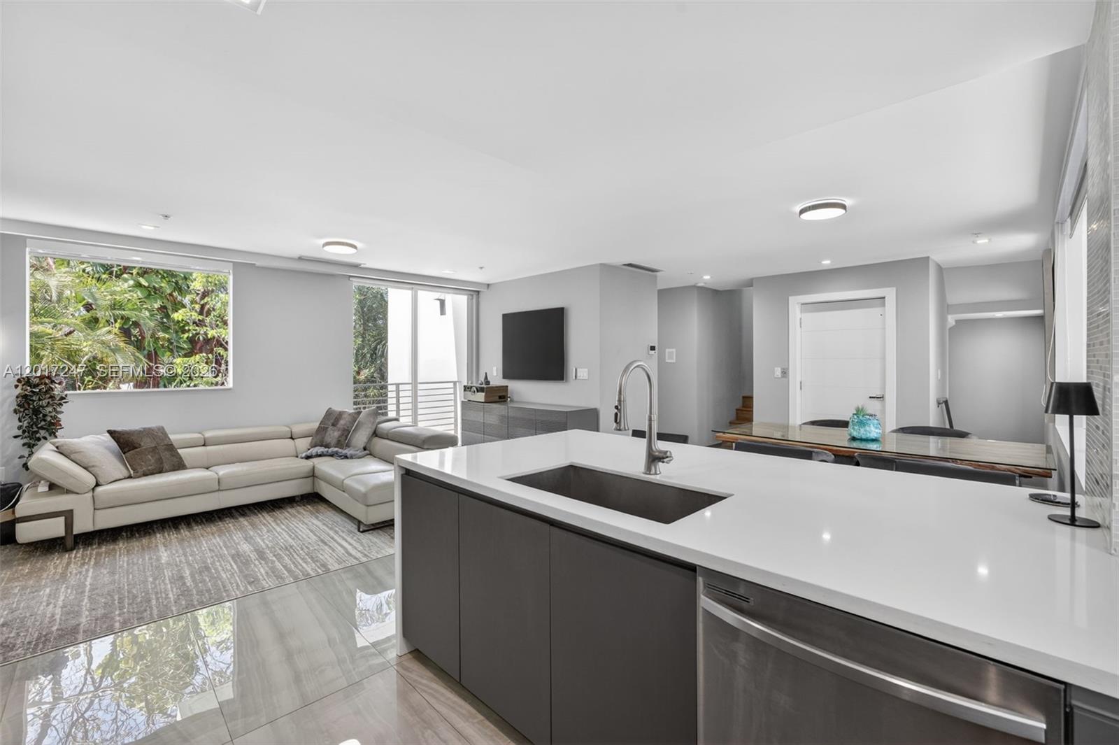 700 NE 14th Ave #311 Fort Lauderdale, FL 33304