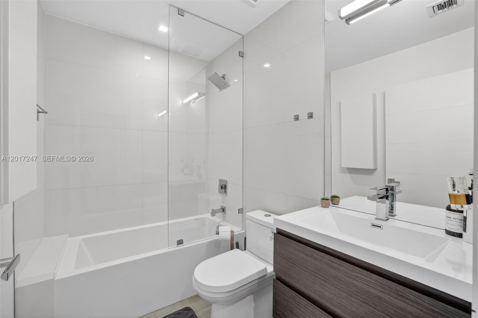 700 NE 14th Ave #311 Fort Lauderdale, FL 33304