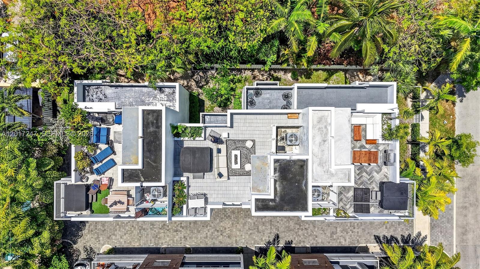 700 NE 14th Ave #311 Fort Lauderdale, FL 33304
