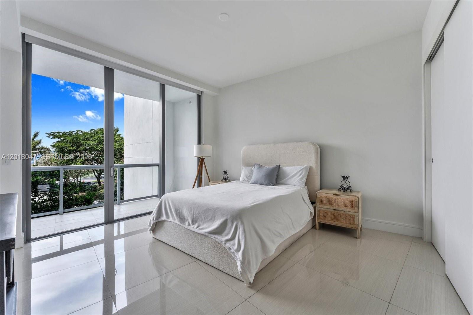 3300 NE 188th St #217 Aventura, FL 33180