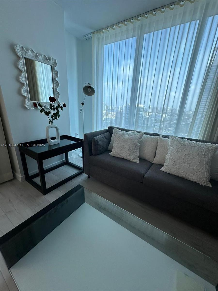 17315 Collins Ave #2006 Sunny Isles Beach, FL 33160