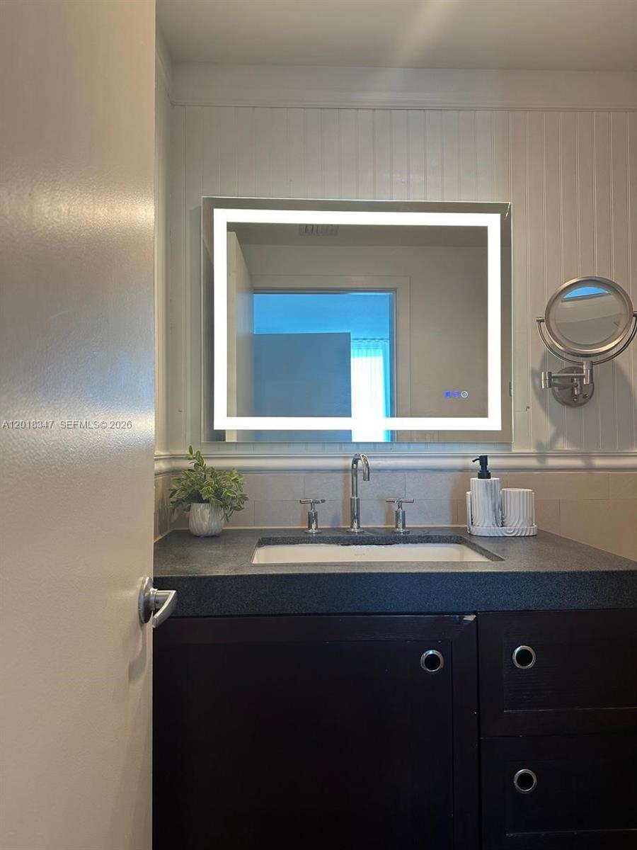17315 Collins Ave #2006 Sunny Isles Beach, FL 33160