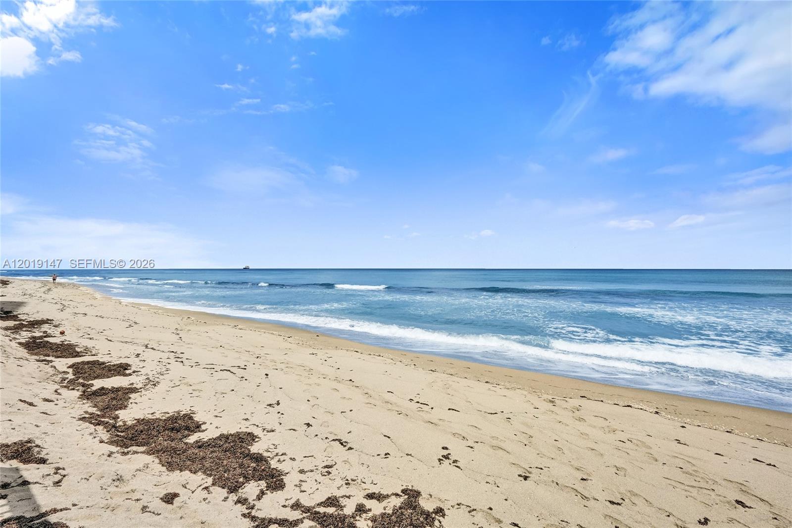 5420 N Ocean Dr #2201 Singer Island, FL 33404