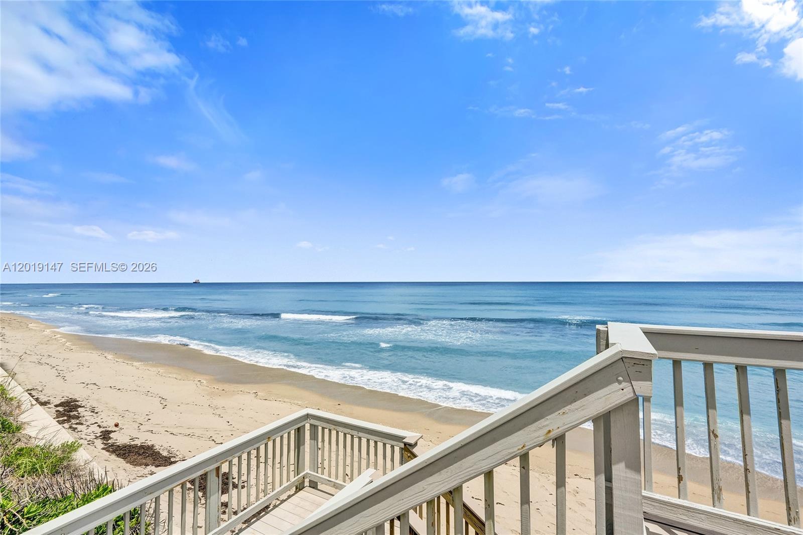 5420 N Ocean Dr #2201 Singer Island, FL 33404