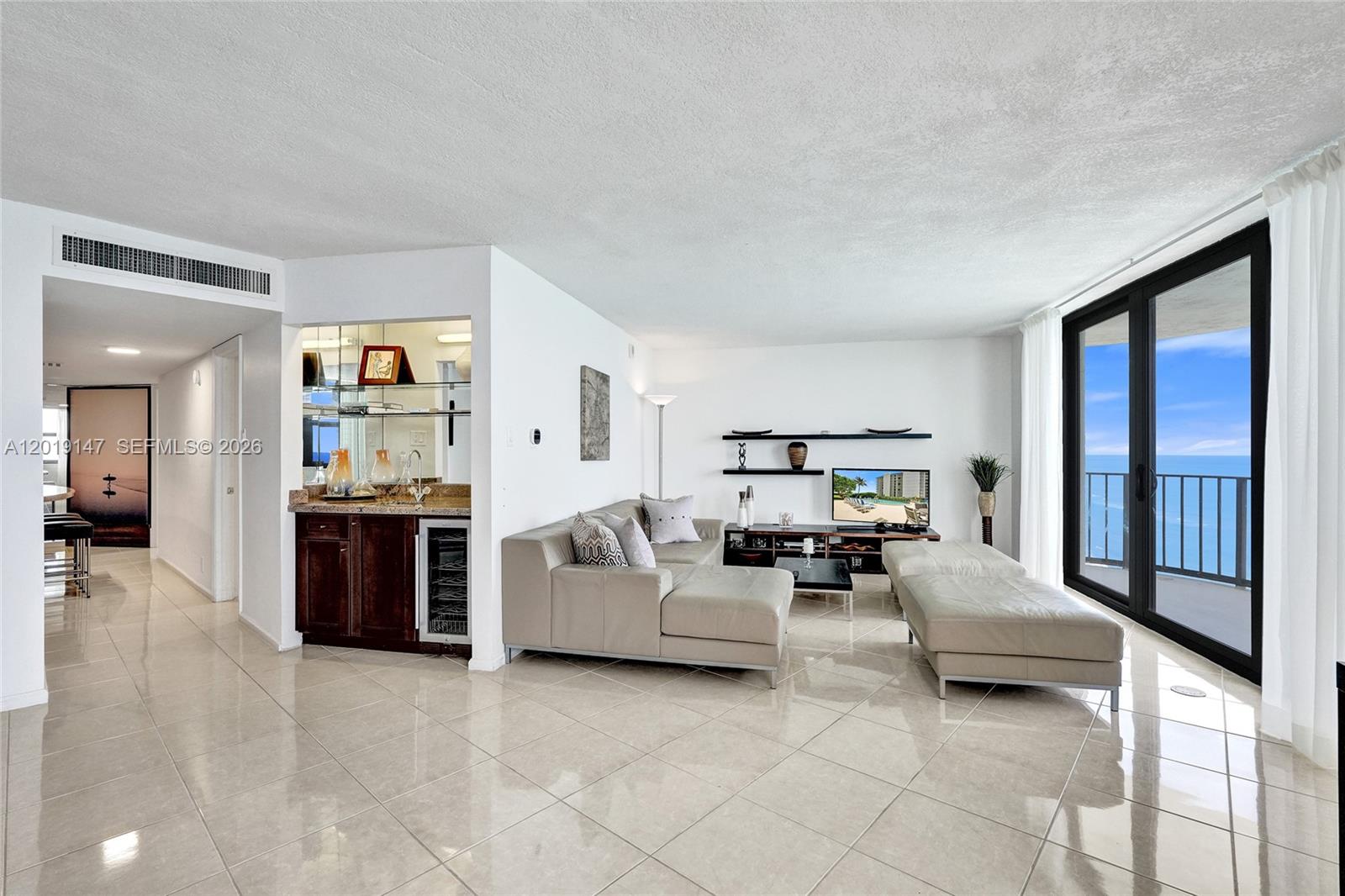 5420 N Ocean Dr #2201 Singer Island, FL 33404