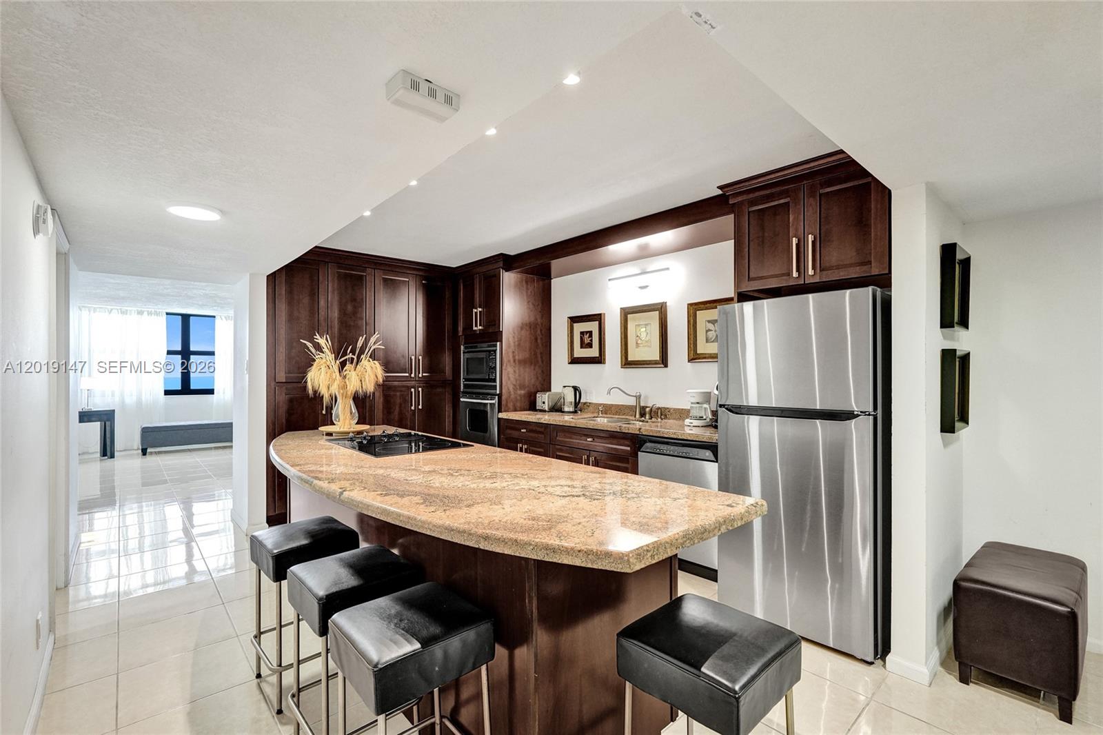 5420 N Ocean Dr #2201 Singer Island, FL 33404