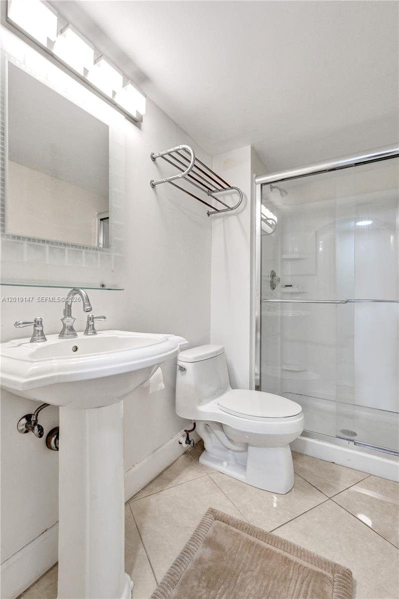 5420 N Ocean Dr #2201 Singer Island, FL 33404