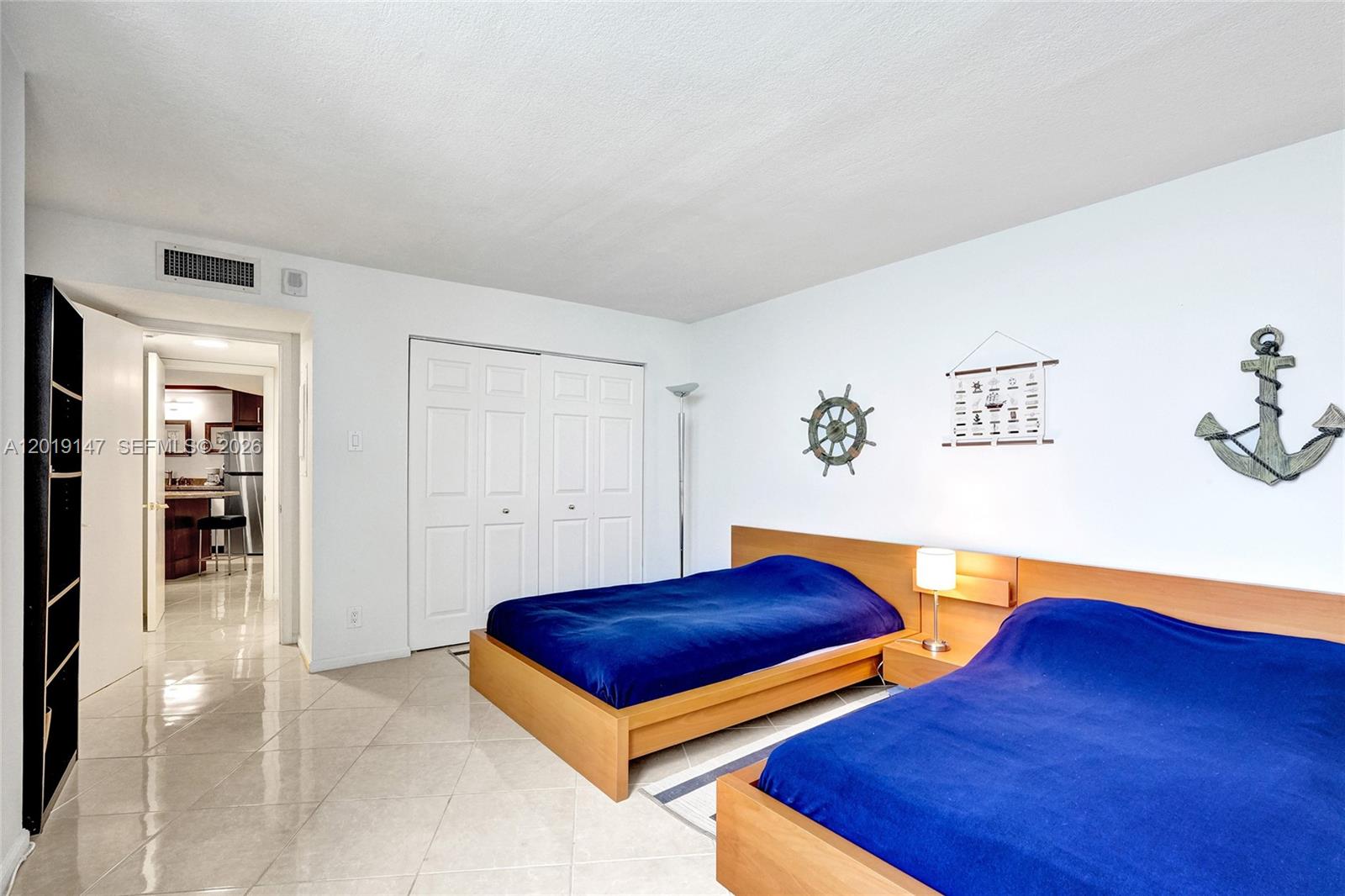 5420 N Ocean Dr #2201 Singer Island, FL 33404
